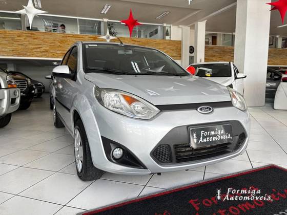 FORD FIESTA 1.6 ROCAM SE 8V FLEX 4P MANUAL